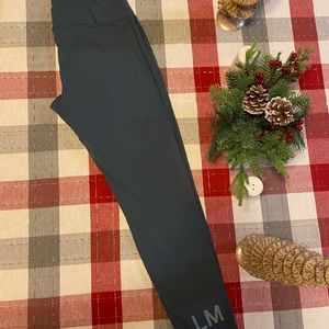 LesMiles Reebok Leggings